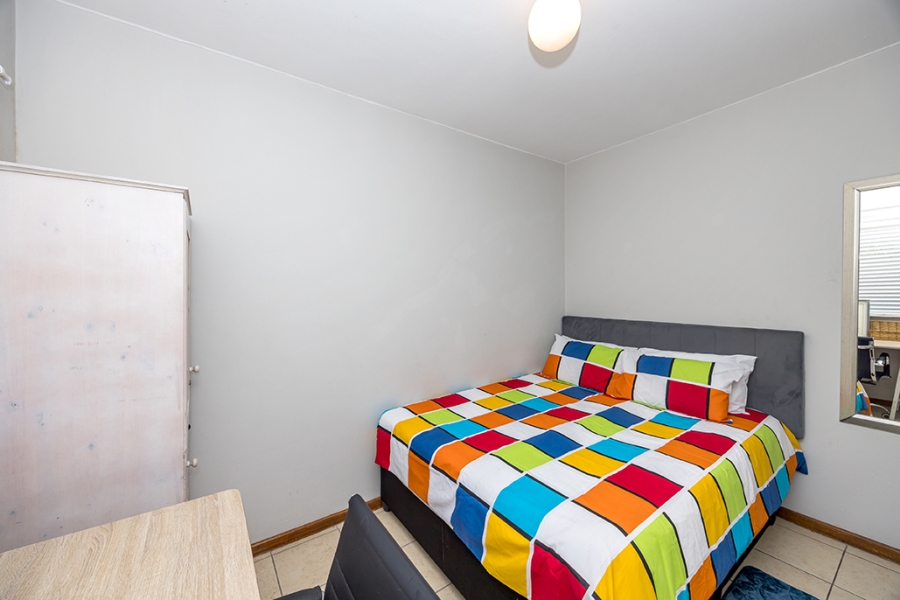 2 Bedroom Property for Sale in Kenilworth Western Cape